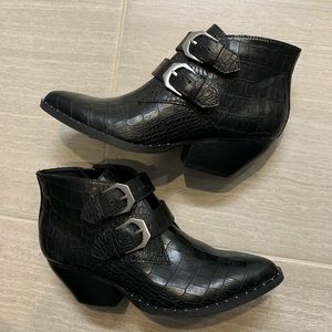 NWOT Treasure & Bond Harper Bootie Black Crocodile